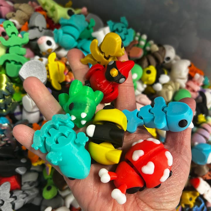 3D in Paradise - Wholesale Fidget Toy - Kids - Bundle of 100 Mini 3D printed fidget toys articulated petsÂ
