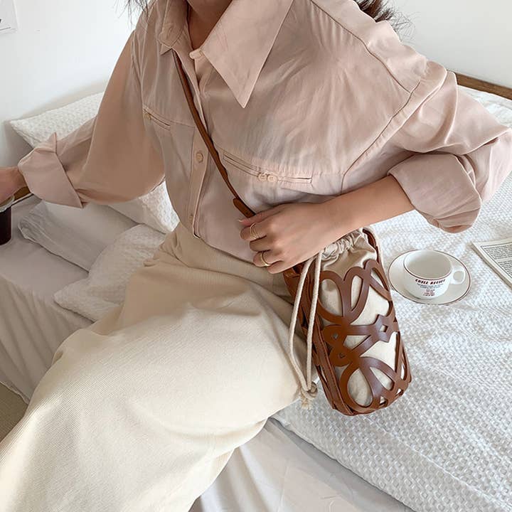 UNISHE - Wholesale Backpack – Women's - Fashionable Hollow Drawstring Canvas Mini Bag ZK300910