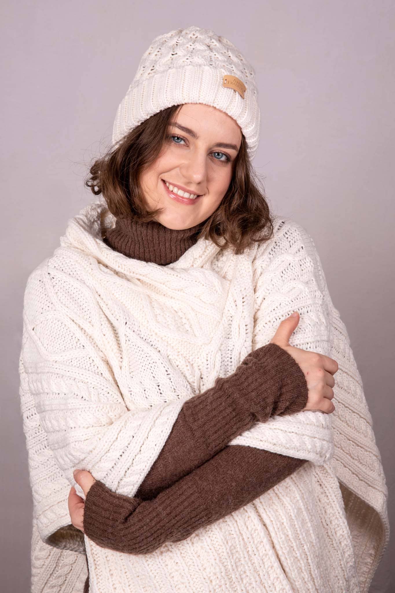 Aran Traditions - Wholesale Beanie - Women's - Aran Cable Knit Beanie Hat1