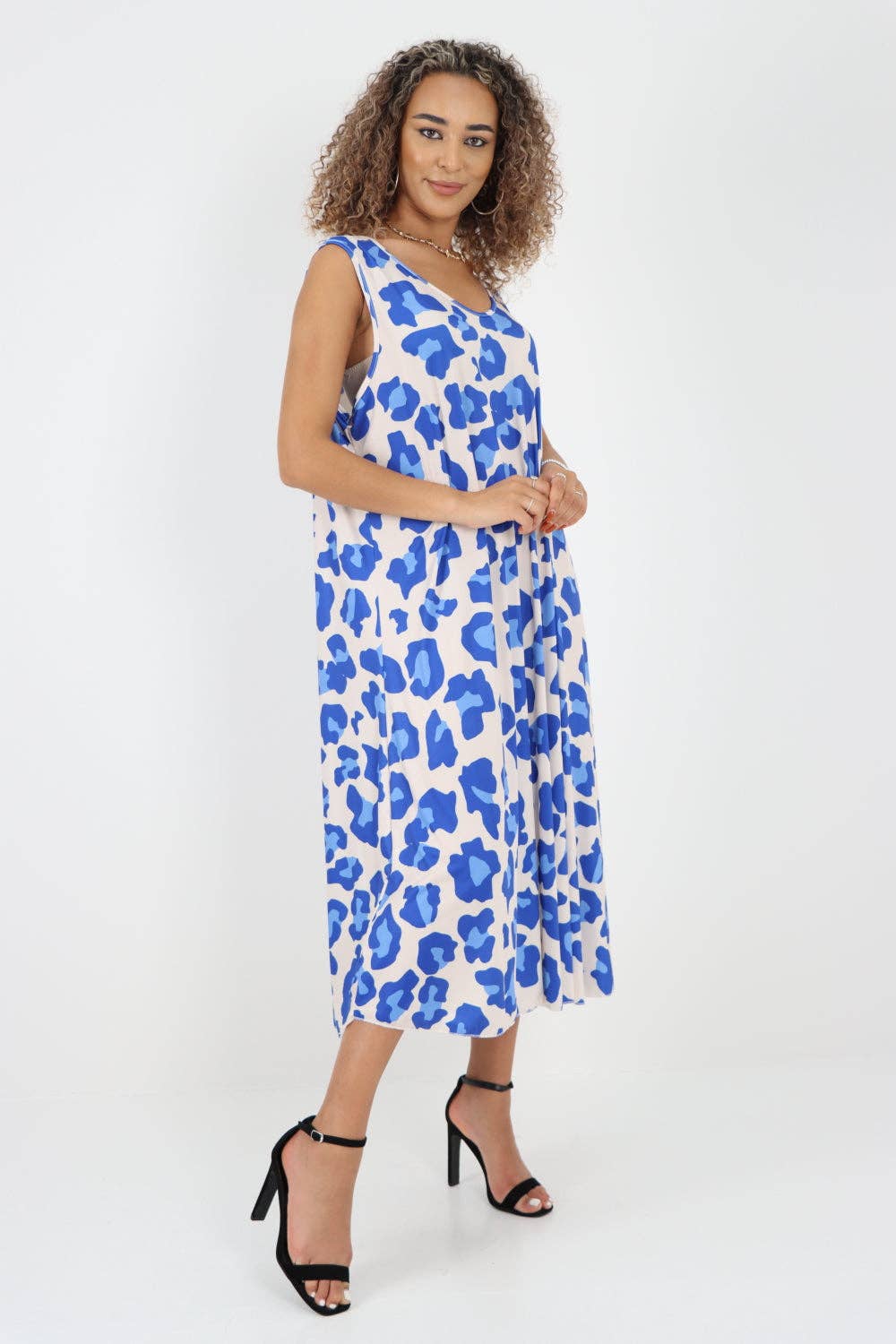 Miss Bold - Vendita all'ingrosso Vestito - Donna - Abito longuette senza maniche con stampa animalier italiana25