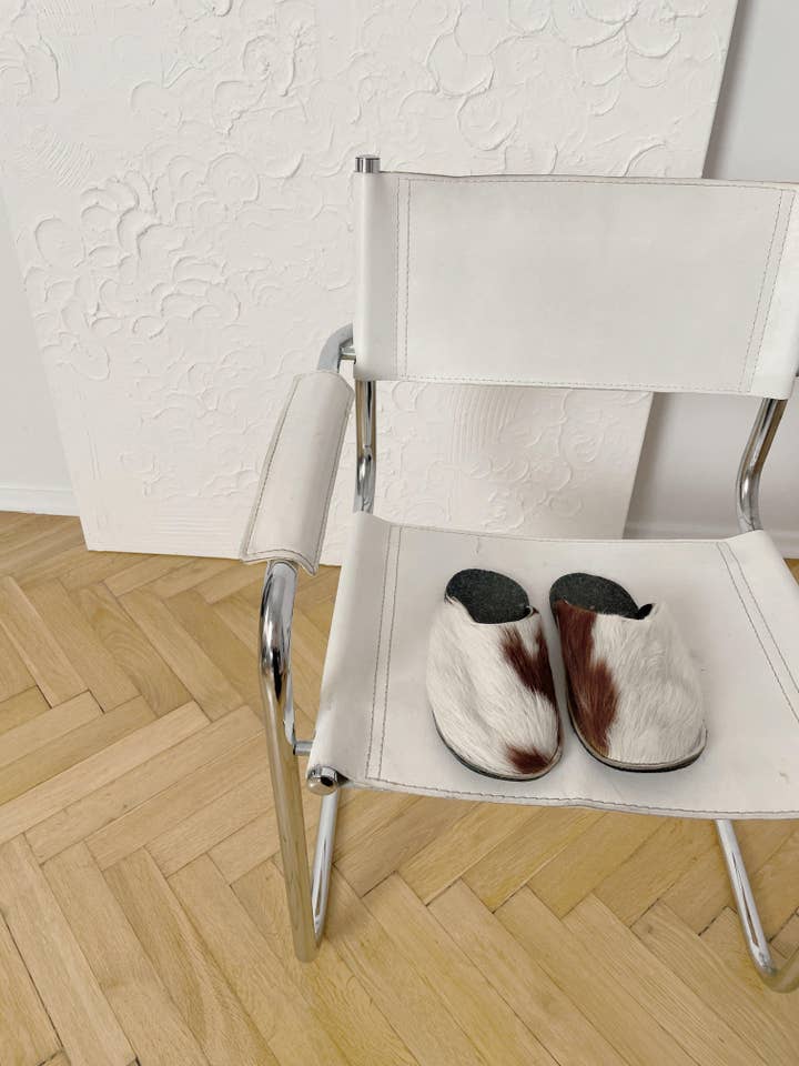 Mellow - Wholesale Slippers - Women's - Adult Natural Goat skin Slippers