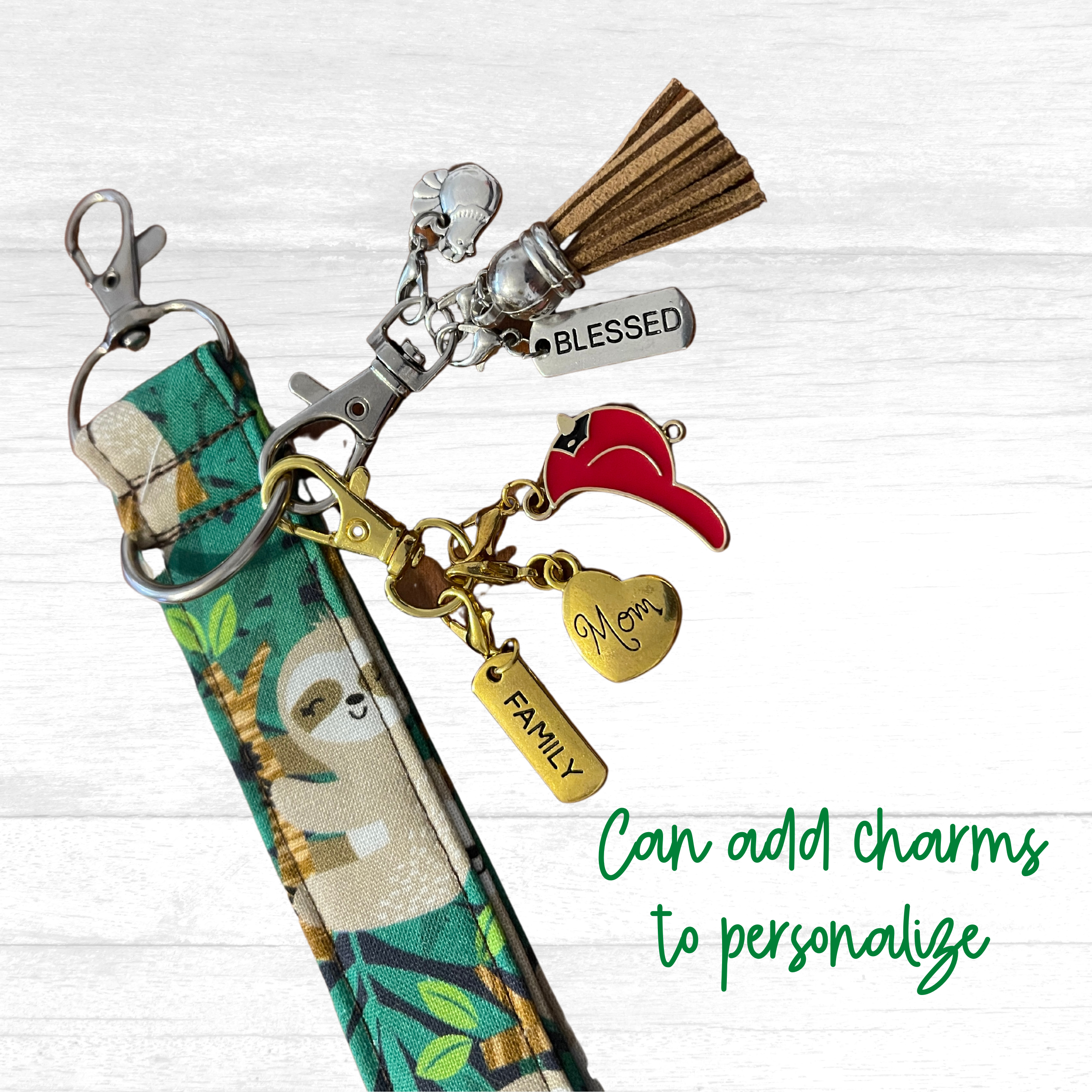 Kimmi Jo - Vendita all'ingrosso Portachiavi - Donna - Portachiavi da polso verde mimetico con ciondolo a nappina e barra porta-ciondoli6