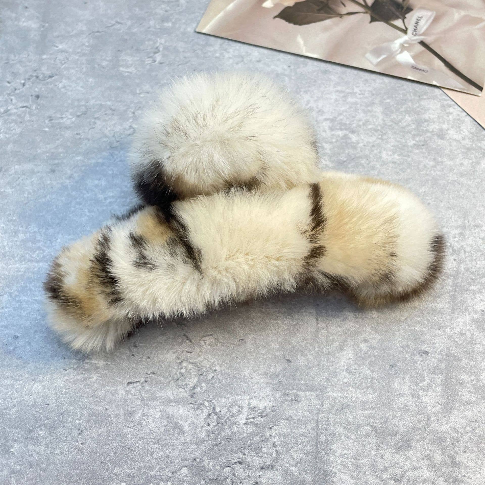 ACCITY - Wholesale Hair Clip - Women's - Rex Rabbit Fur Claws - Elegant Mixed Color Clips_CWASC159136