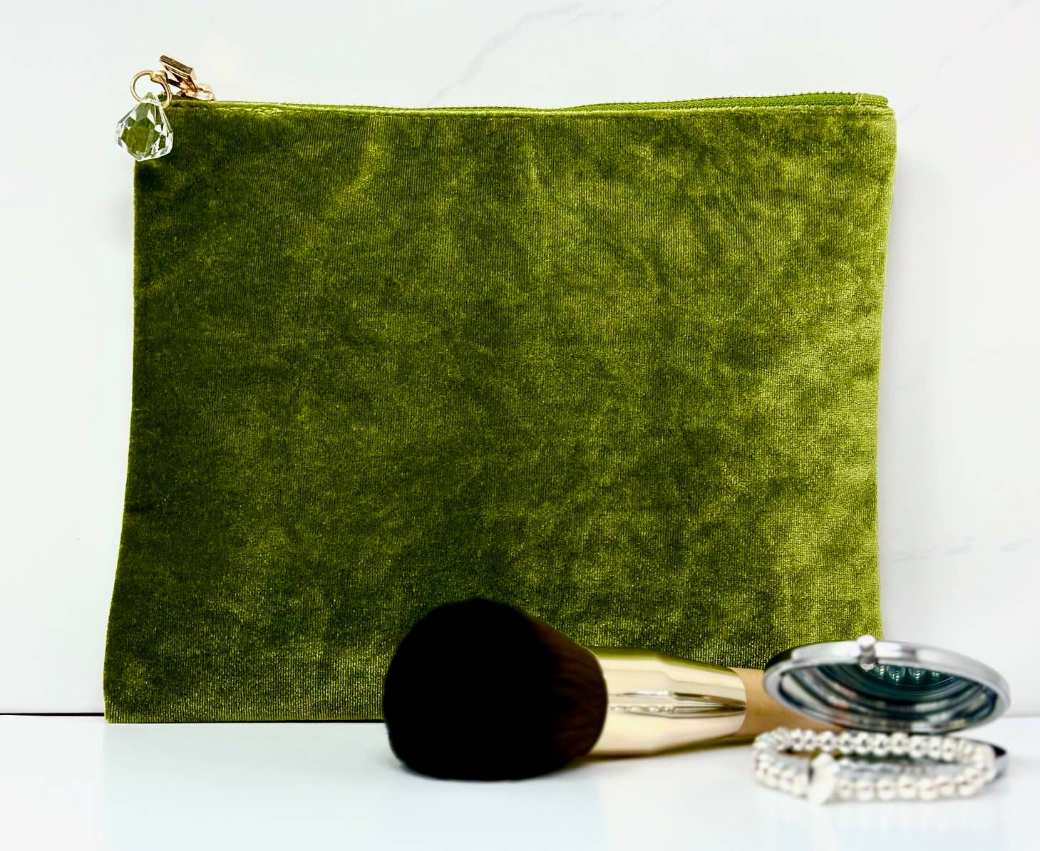 Lovethelinks Ltd - Wholesale Makeup/Cosmetic Bag - Plain Velvet feel bags1