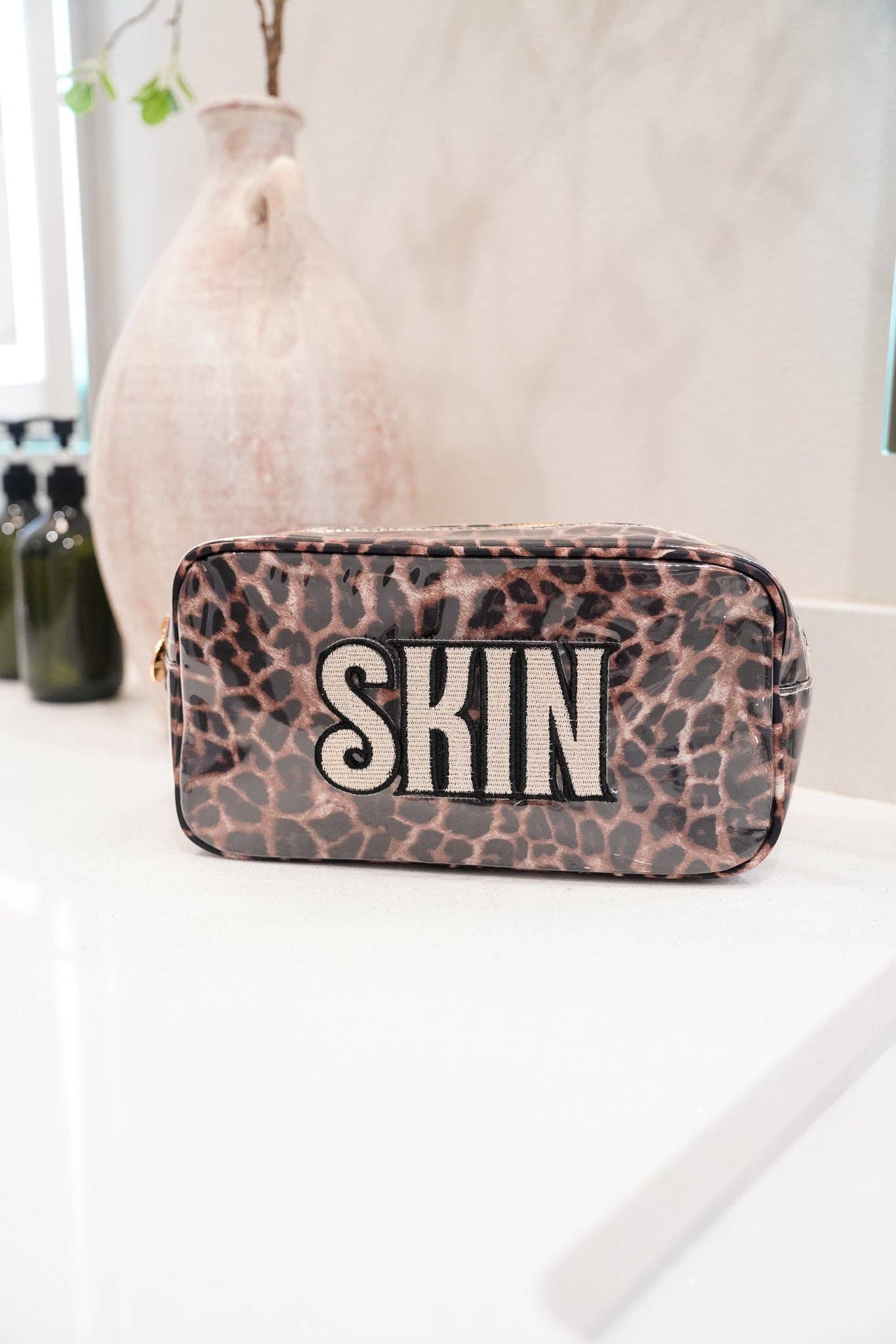 KENZKUSTOMZ - Wholesale Makeup/Cosmetic Bag - Skin - Leopard Clear Coat Large Bag0