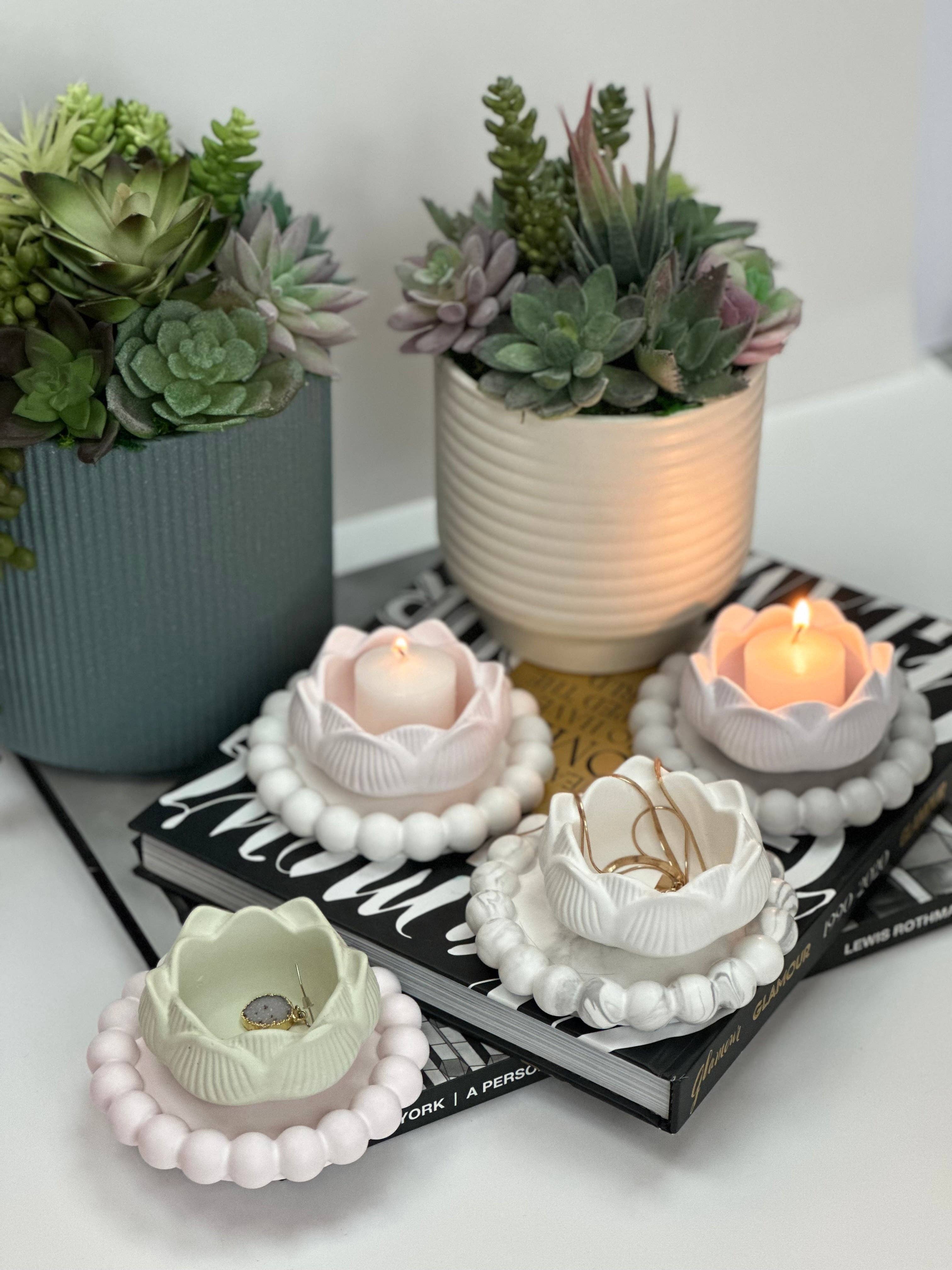 Color and Pour - Wholesale Decorative Tray - THE MADDIE TRAY17