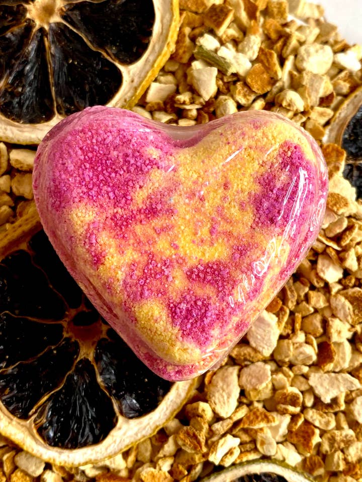 Grapefruit & Sugarcane Love Bath Bomb. for wholesale by Ever-Rose Bath & Body Treats