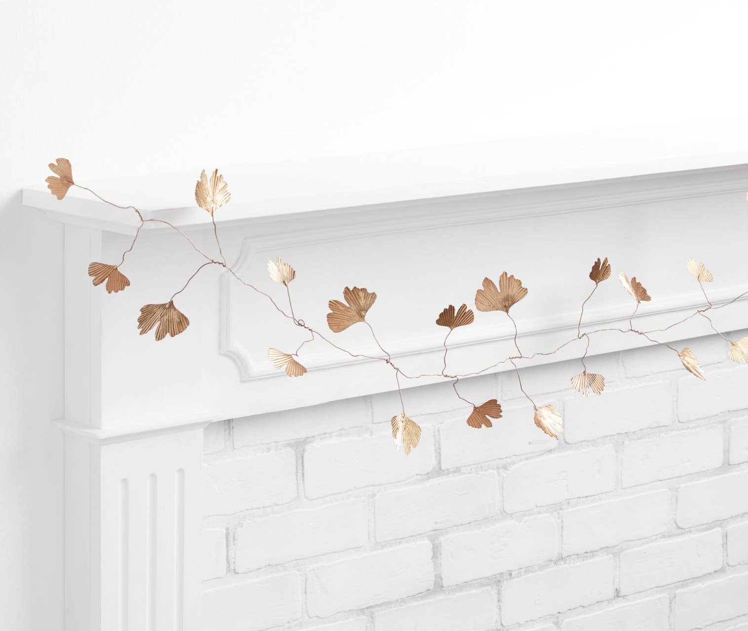 Elan Bazaar - Wholesale Bunting/Garland - 72" Gold Metal Gingko Leaf Garland Christmas Tree Decor