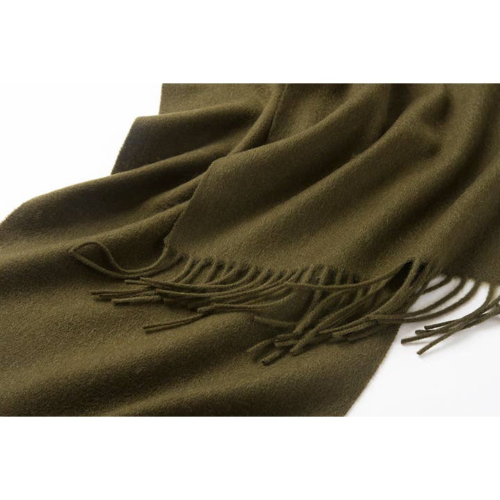 Verde Oliva Bufanda de lana de cordero tejida lisa verde oliva de venta al por mayor en Faire2