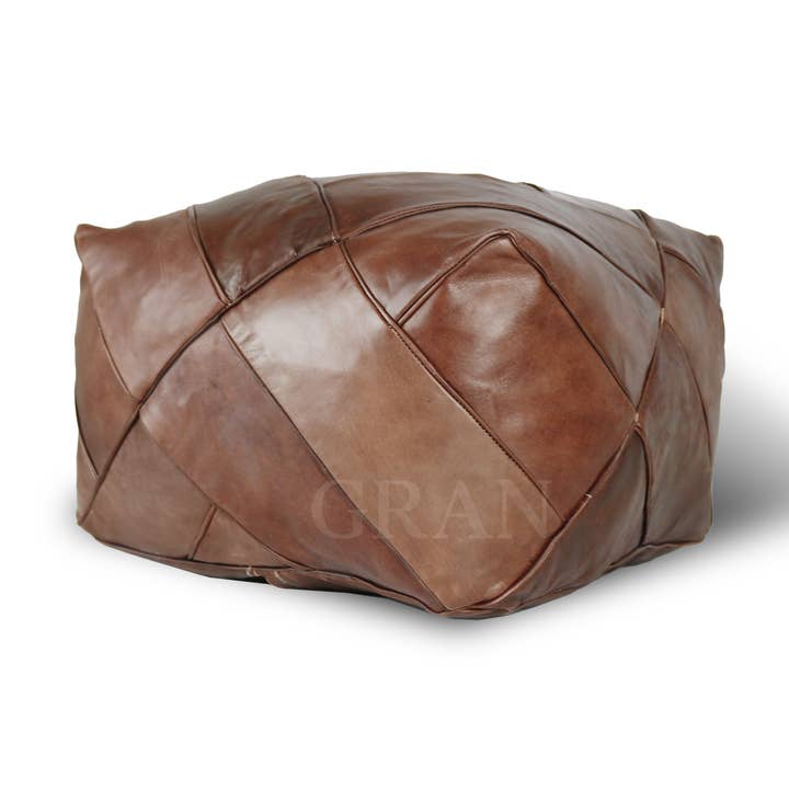 Pouf carré marocain fait main en cuir brun foncé - Authentique pour la vente par Gran Wholesale