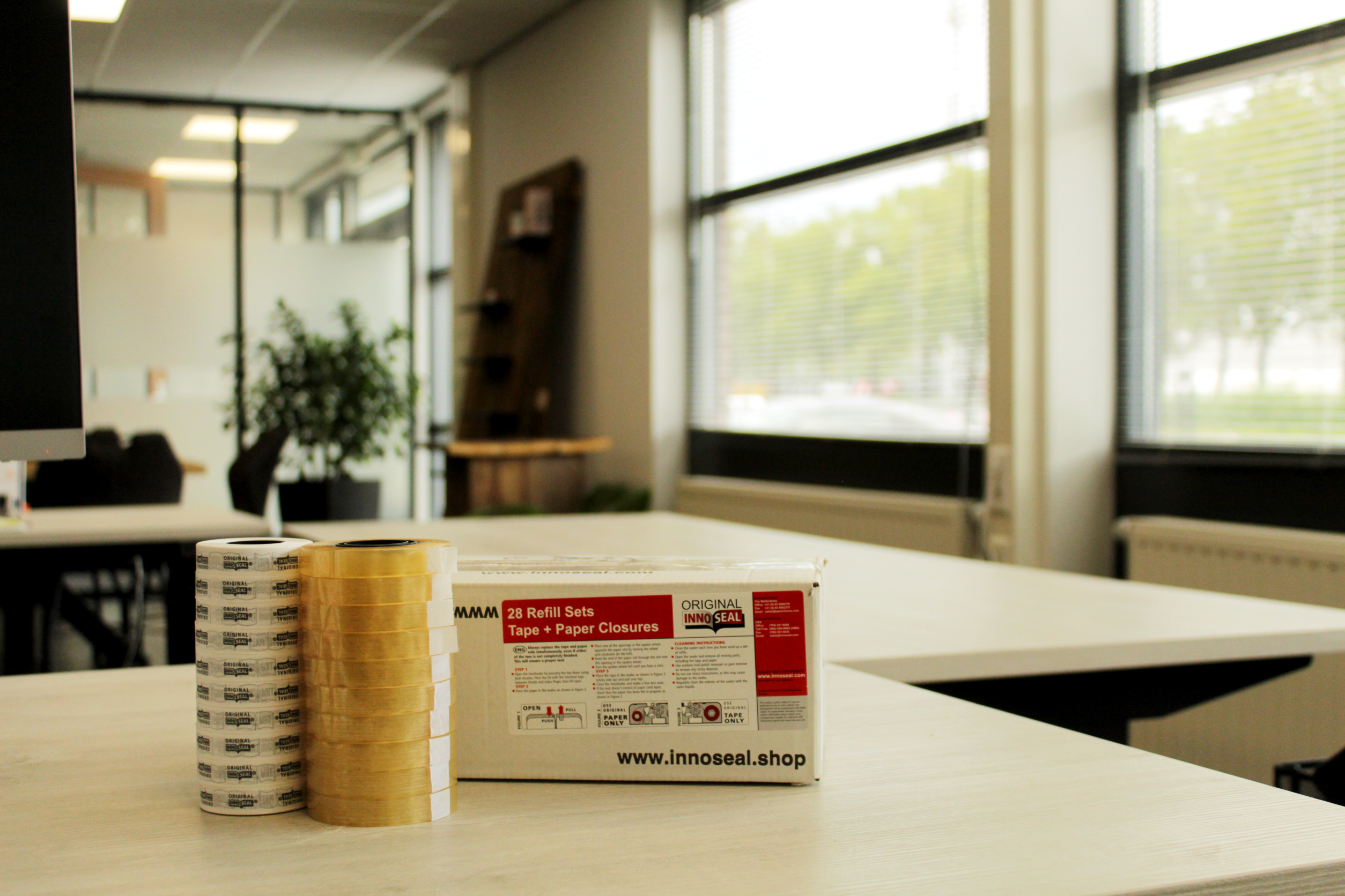 Innoseal - Wholesale Tape Dispenser - Completely Compact Clear1