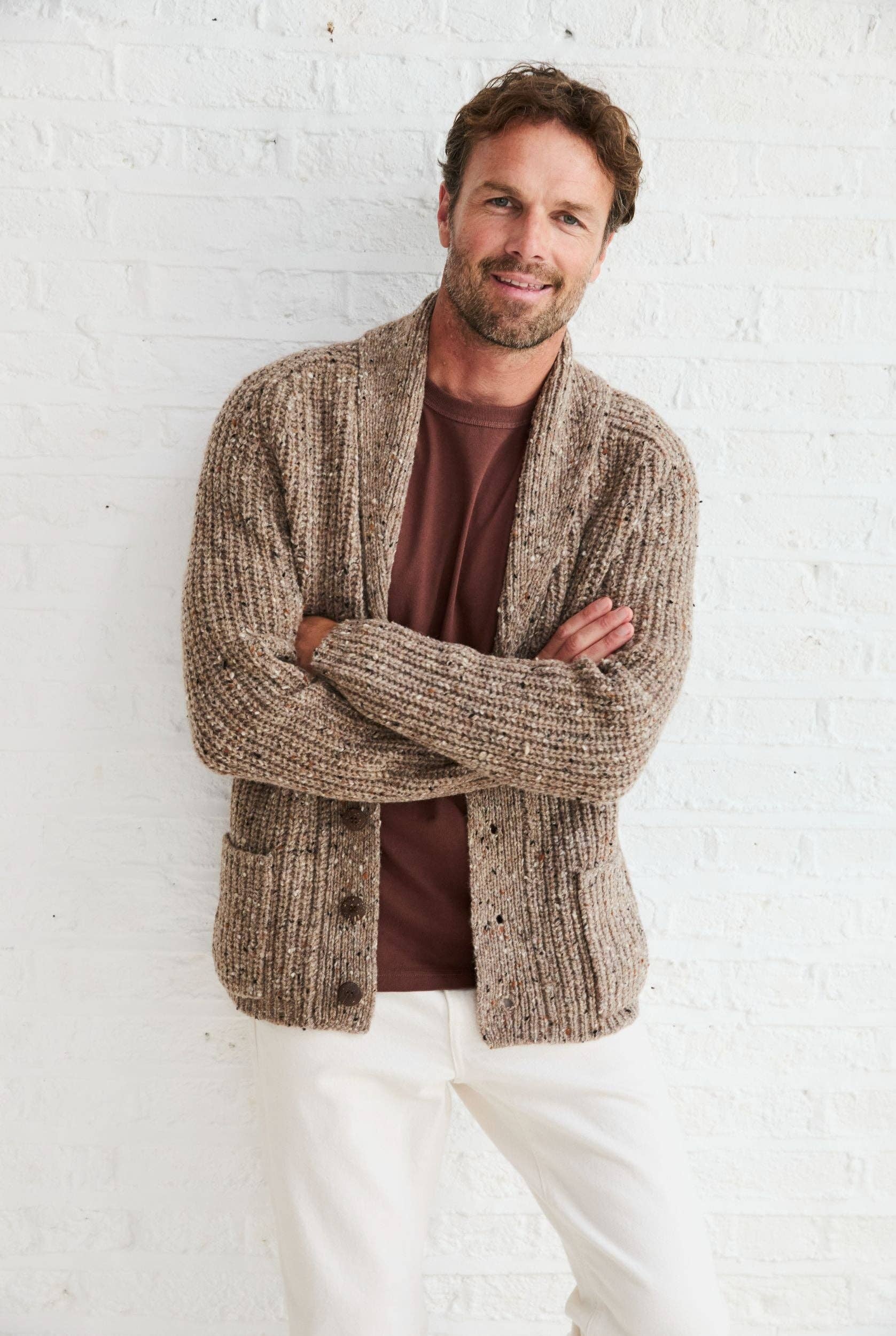 Aran Woollen Mills – wholesale Cardigan – Men's – Curragh Mens Rib Shawl Cardigan - Oat1