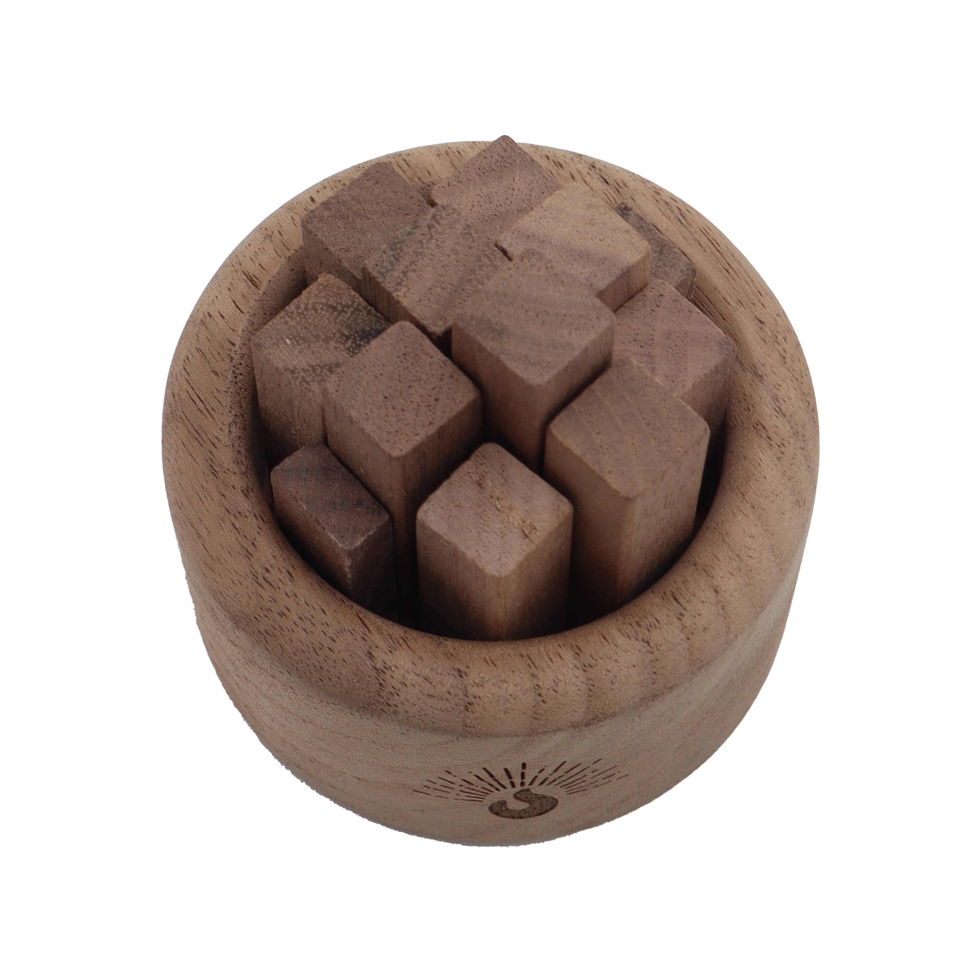 Candyl - Wholesale Reed Diffuser - Natural Wood Essential Oil Diffuser - Candyl Kindle1