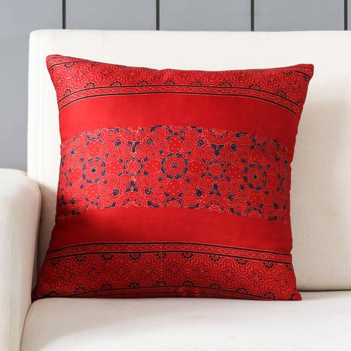 Etniske Motiver Ajrakh Silke Pudebetræk Rød - 16x16 for engroshandel hos Eyaas