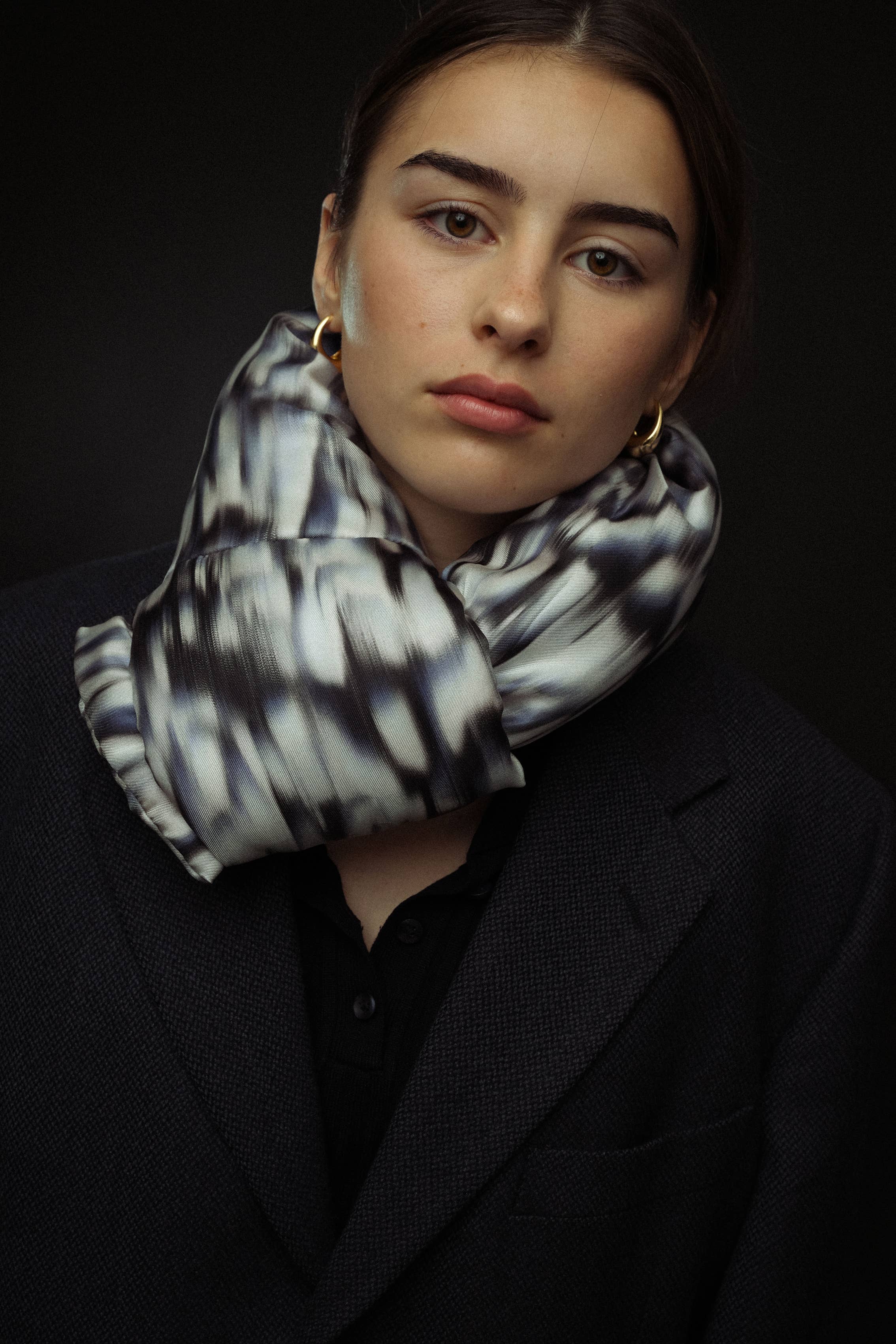 Abstract - Wholesale Scarf - Unisex - Mini padded scarf in printed silk10