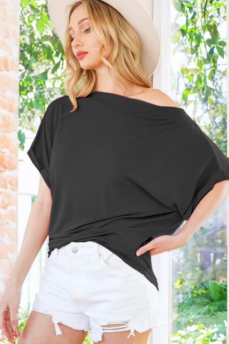 Vine & Love - Vendita all'ingrosso Top in maglia - Donna - Top in maglia oversize a maniche corte con scollo a barca VT321187