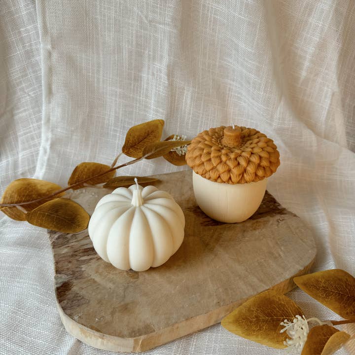 My Milky Candle – Engroshandel Gavelys – Håndlavet valnødlys lavet af rapsvoks, duft efter eget valg4