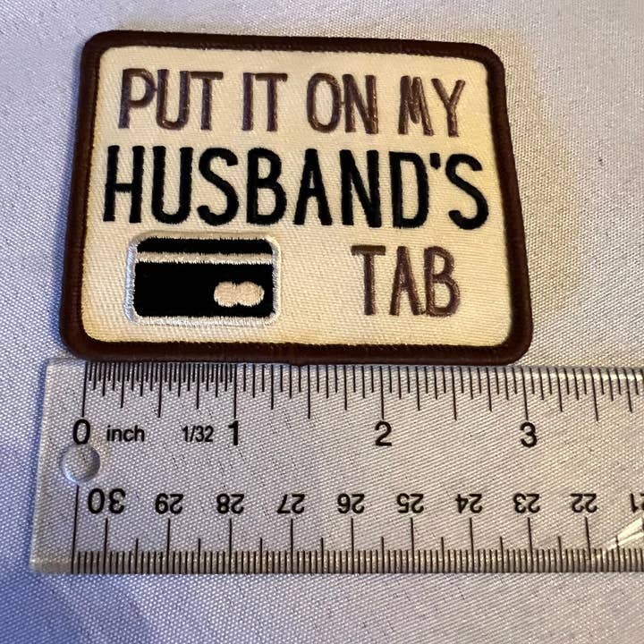 Setzen Sie es auf die Rechnung meines Mannes - Brown. für den Großhandel von Hill & Springs