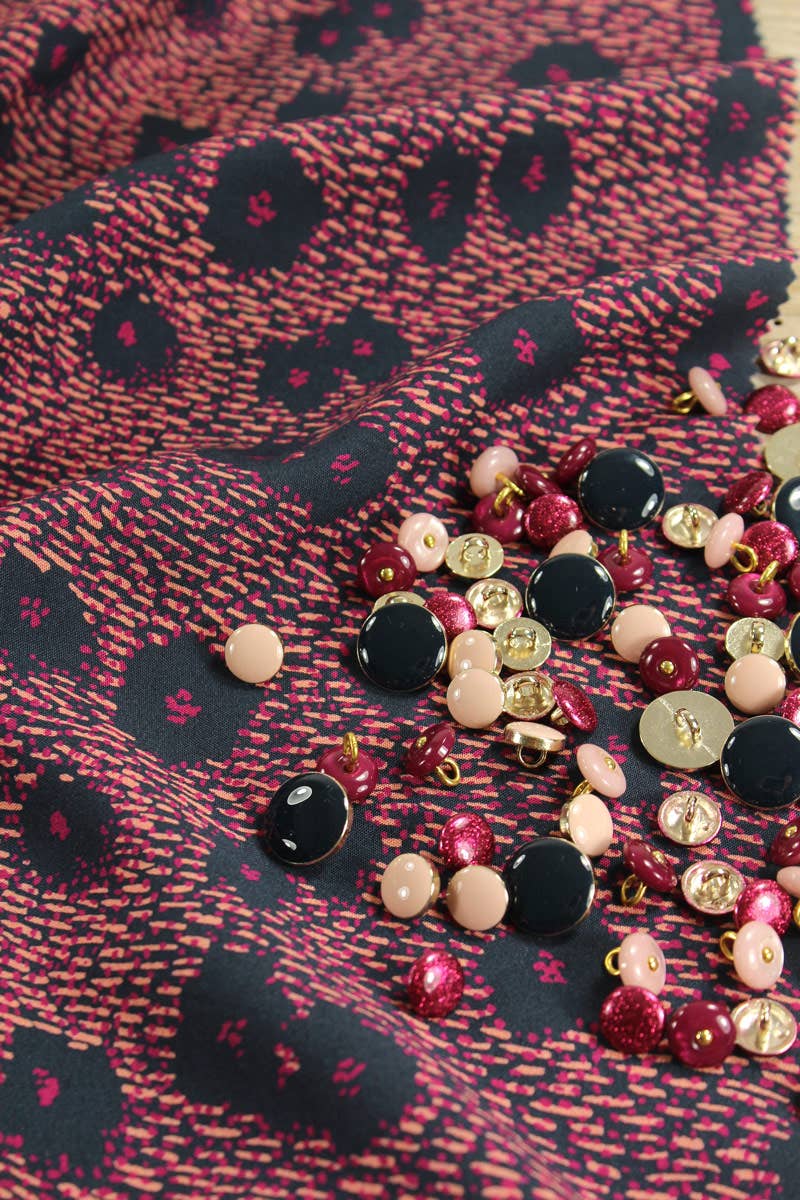 Eglantine et Zoé – Engroshandel Stofbolt – Blue Punti stof i viscose poplin12