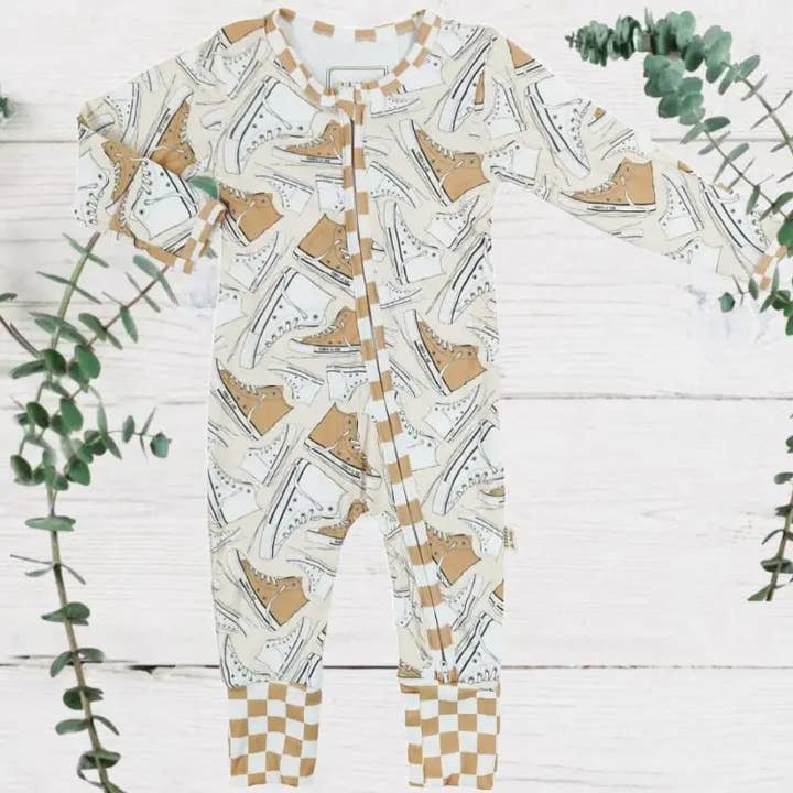 LIQUIDATION Pyjama pour bébé garçon - Chaussures beige et blanc - Carreaux pour la vente par Rufflеѕ & Bоwtіеѕ - Affordable Boys & Girls Clothing