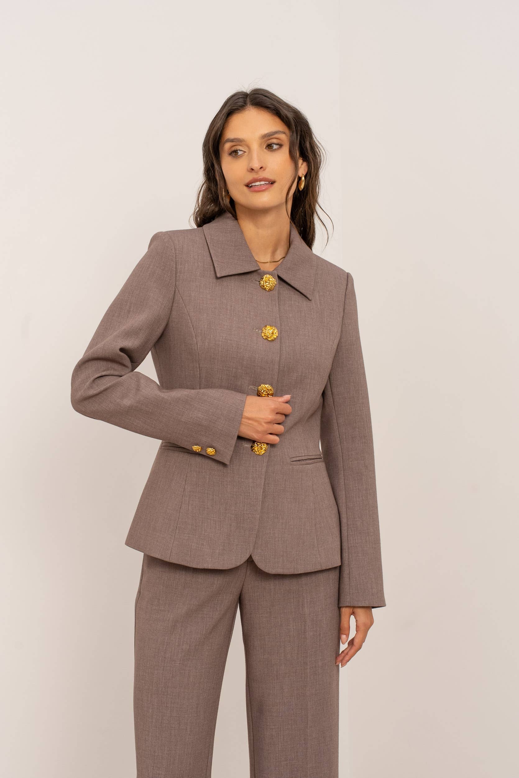 Attentif Paris - Wholesale Jacket - Women's - [Aura] Fitted jacket with shirt collar and gold buttons22