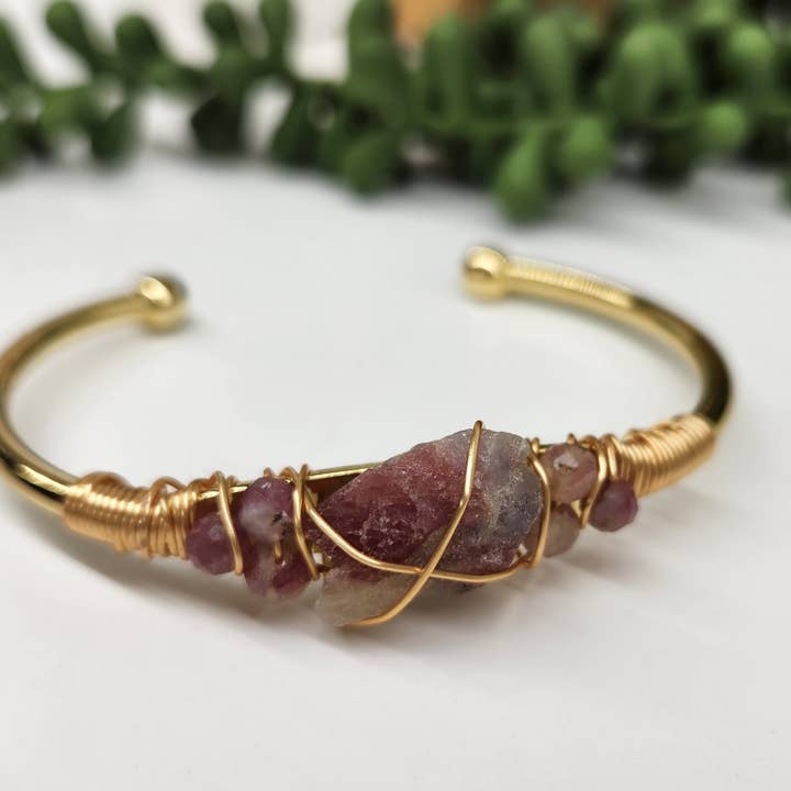 Meraki Gemstones - Wholesale Cuff Bracelet - Pink Tourmaline/Pk. Tourm.Rough Gemstone Wire Wrapped Bangle
