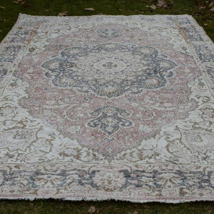 1960-talets vintage överdimensionerad Oushak matta med rik kant för wholesale av Vintage Pillows Store