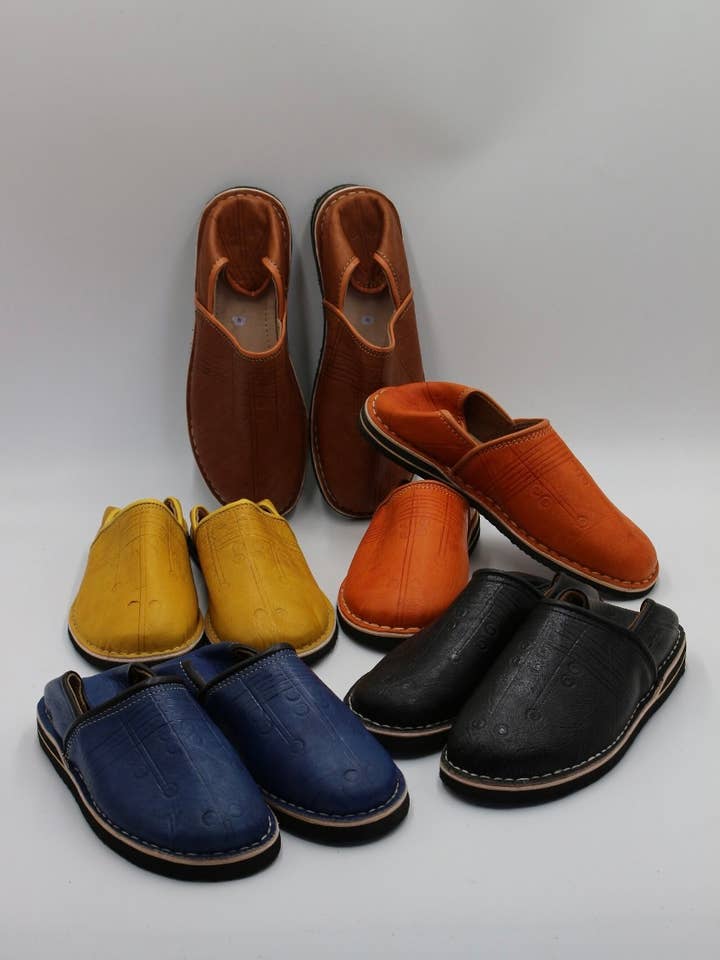Moroccan Handmade slippers - Leather Unisex Babouches for wholesale by Mikwi