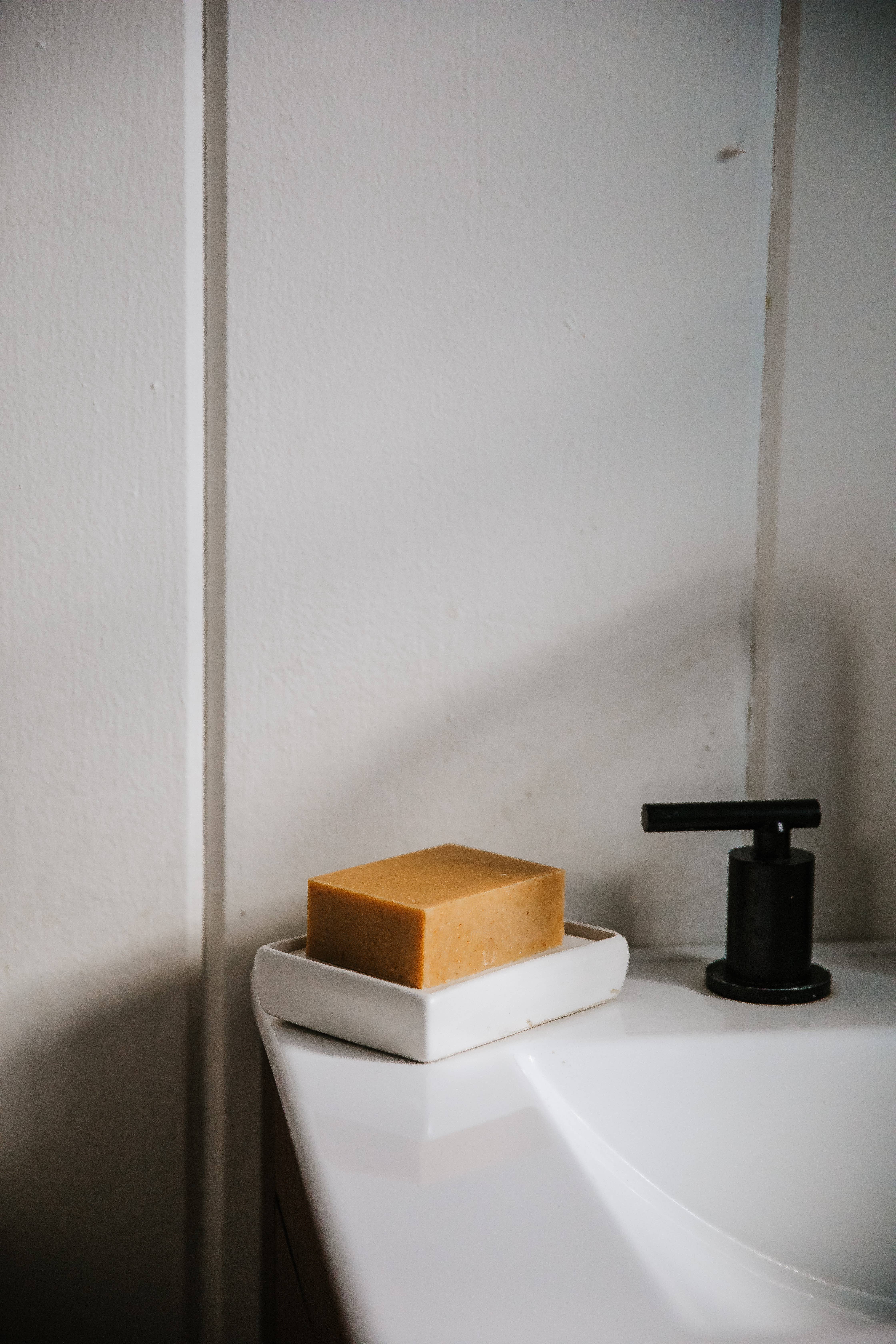 Honeywild Apothecary - Wholesale Shave Soap - Natural Cold Process Bar Soap | Large 5.5 oz bar5