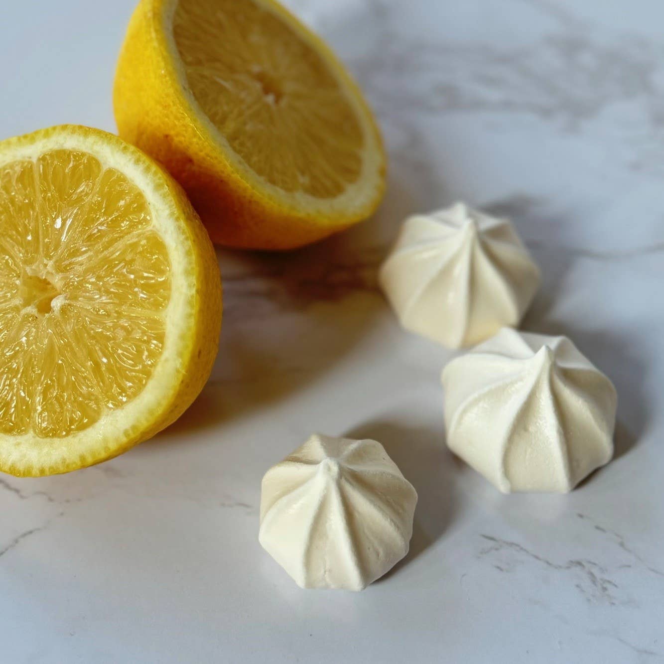 Miss Meringue – wholesale Kakor – Meringe-kakor med smak av Meyer citron3