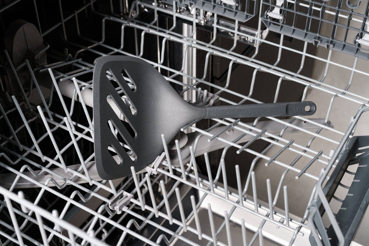 DKHB [Zyliss, Cole & Mason, Swissmar, AdHoc, Ken Hom] - Wholesale Spatula/Turner - Zyliss Extra Large Turner Spatula5