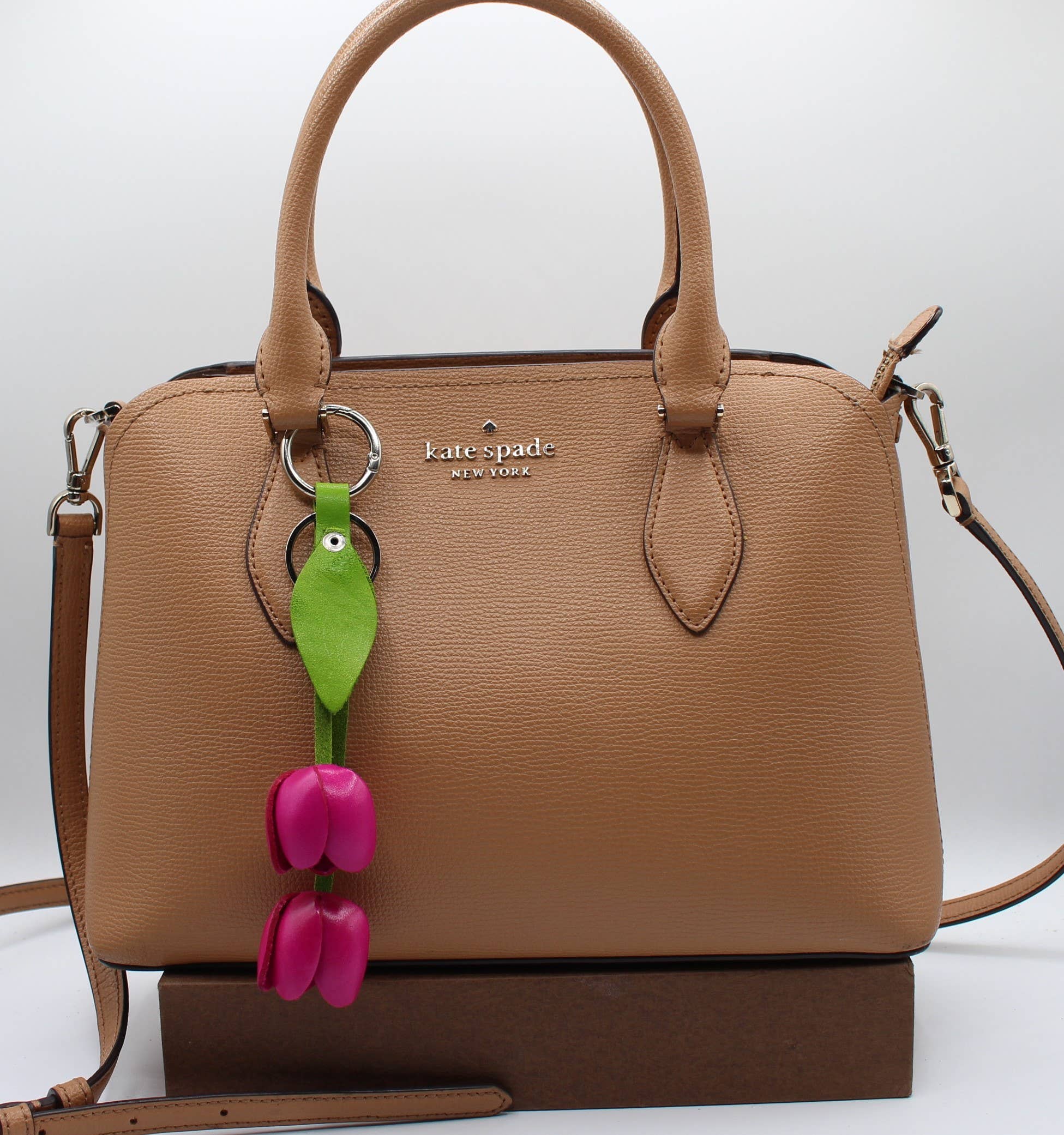 Sunflower Handmade leather inc – Engroshandel Nøglering - Dame – læder tulipan nøglering pung charm taske taske tilbehør3