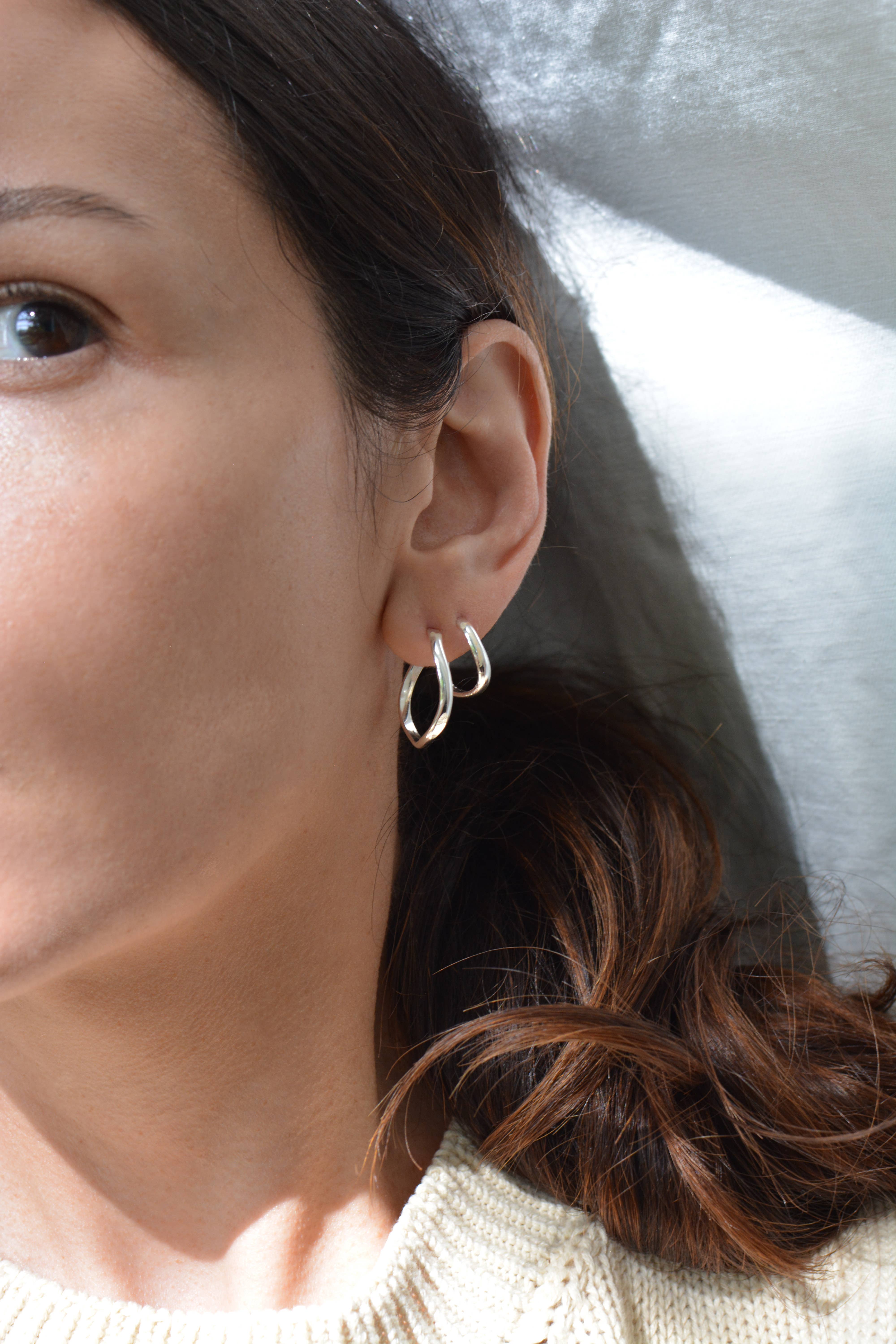 Gem & Blue - Wholesale Hoop Earrings - Mini Silver Heli Hoops1