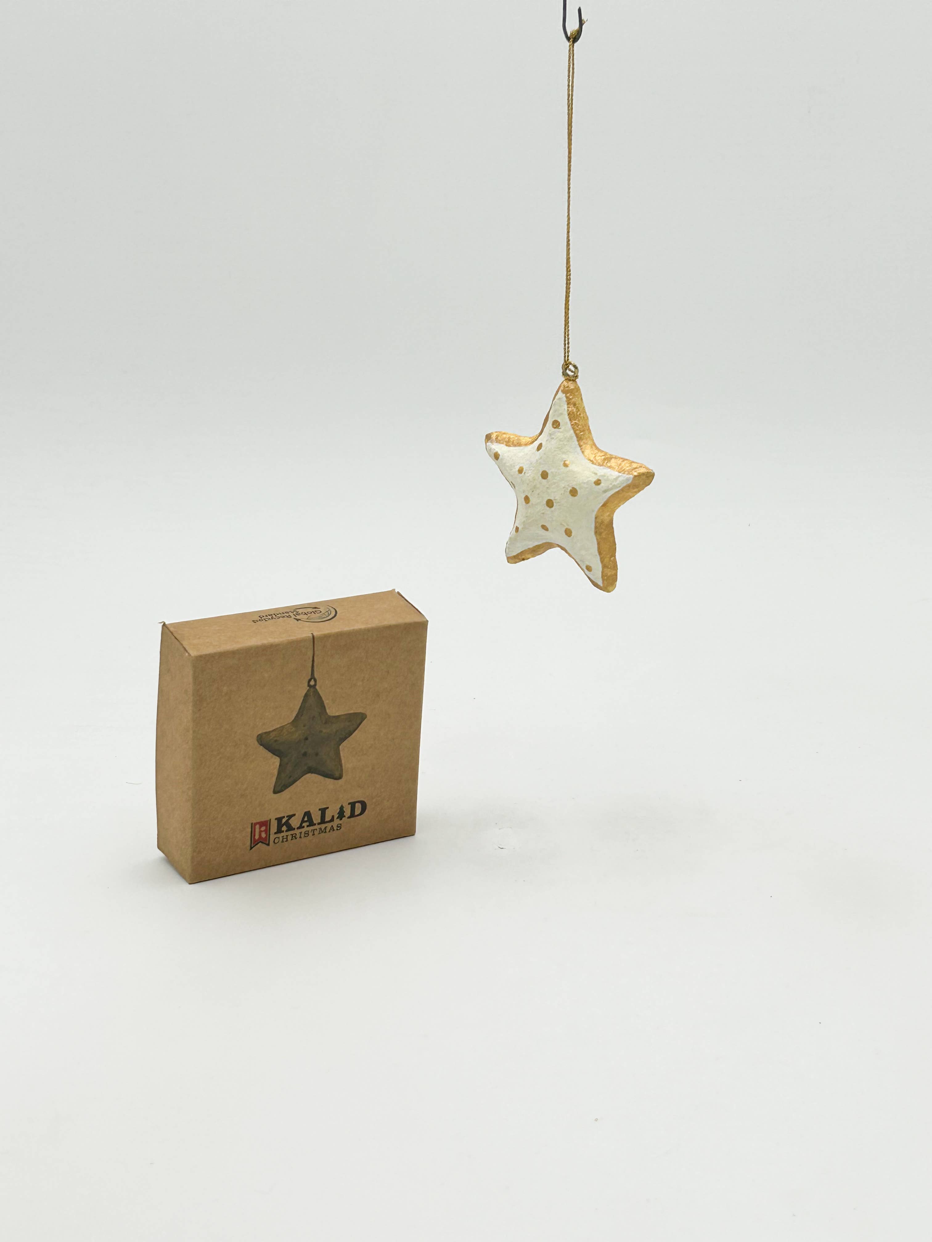 Kalid Christmas - Vente Objets de décoration - Ornement suspendu étoile en coton mâché crème avec liseré doré2