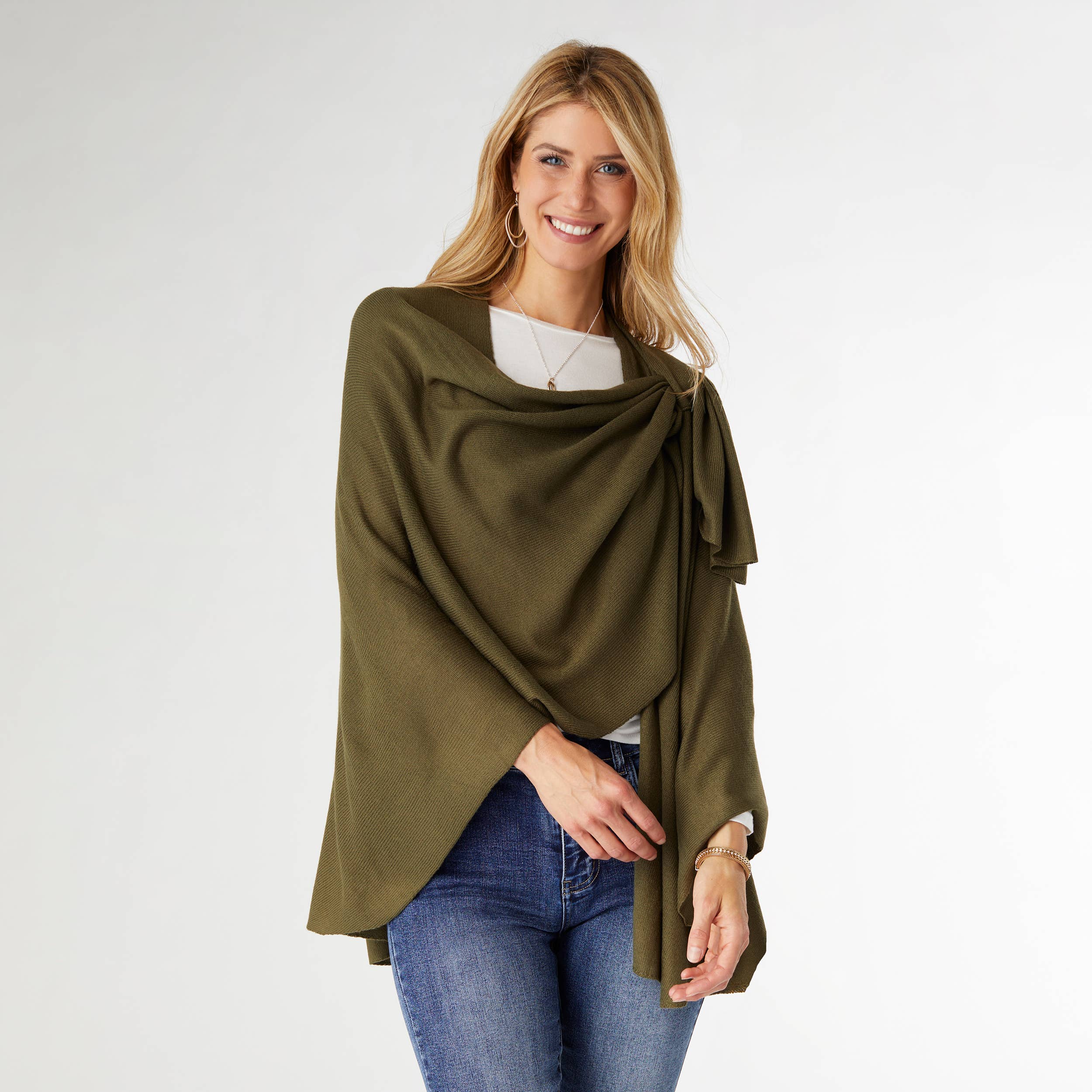 COCO + CARMEN - Wholesale Wrap - Women's - Kiara Pull Thru Wrap3
