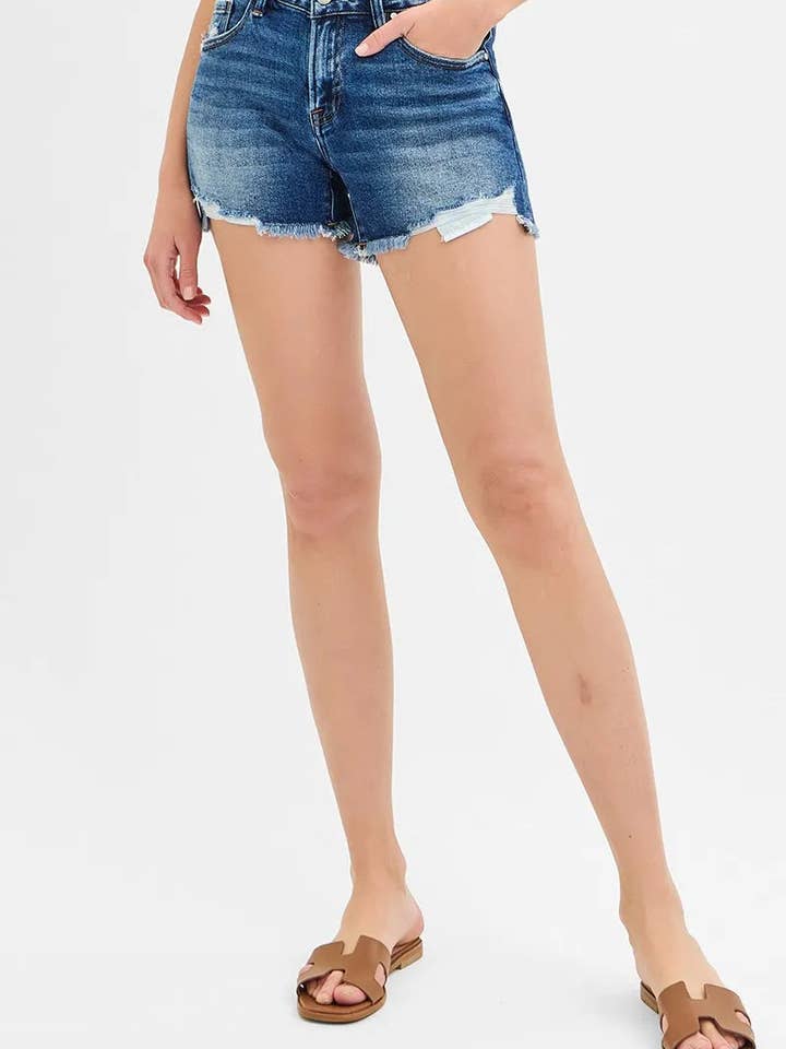 MÖRK RISEN Låga Midja Pikaboo Fodrade Shorts för wholesale på Faire