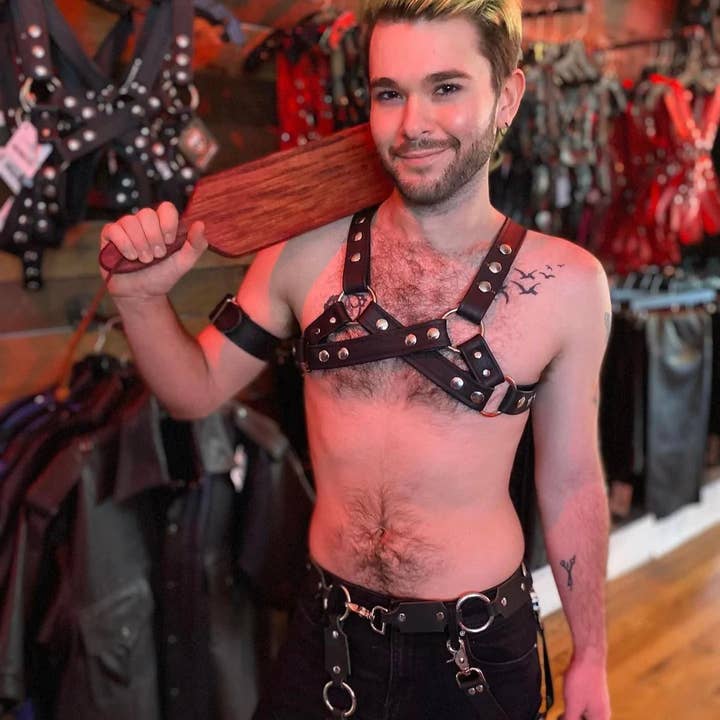 The Montrose Forge - Vendita all'ingrosso Sex toy - Pettorina Crossover Bulldog - Nera/2