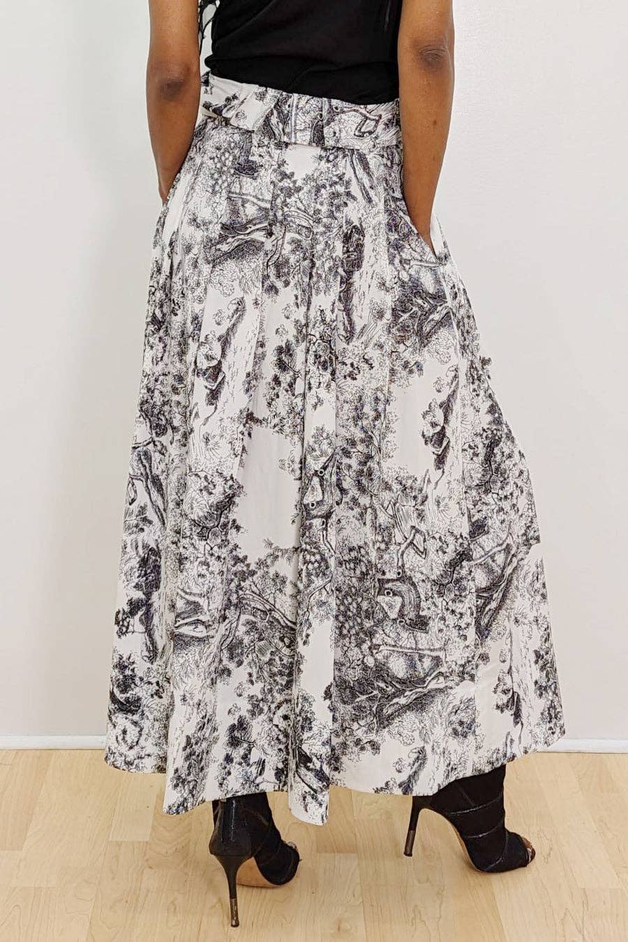 N by Nancy - Wholesale Skirt - Women's - E71118 SKIRT (ORANGE, BLK)2