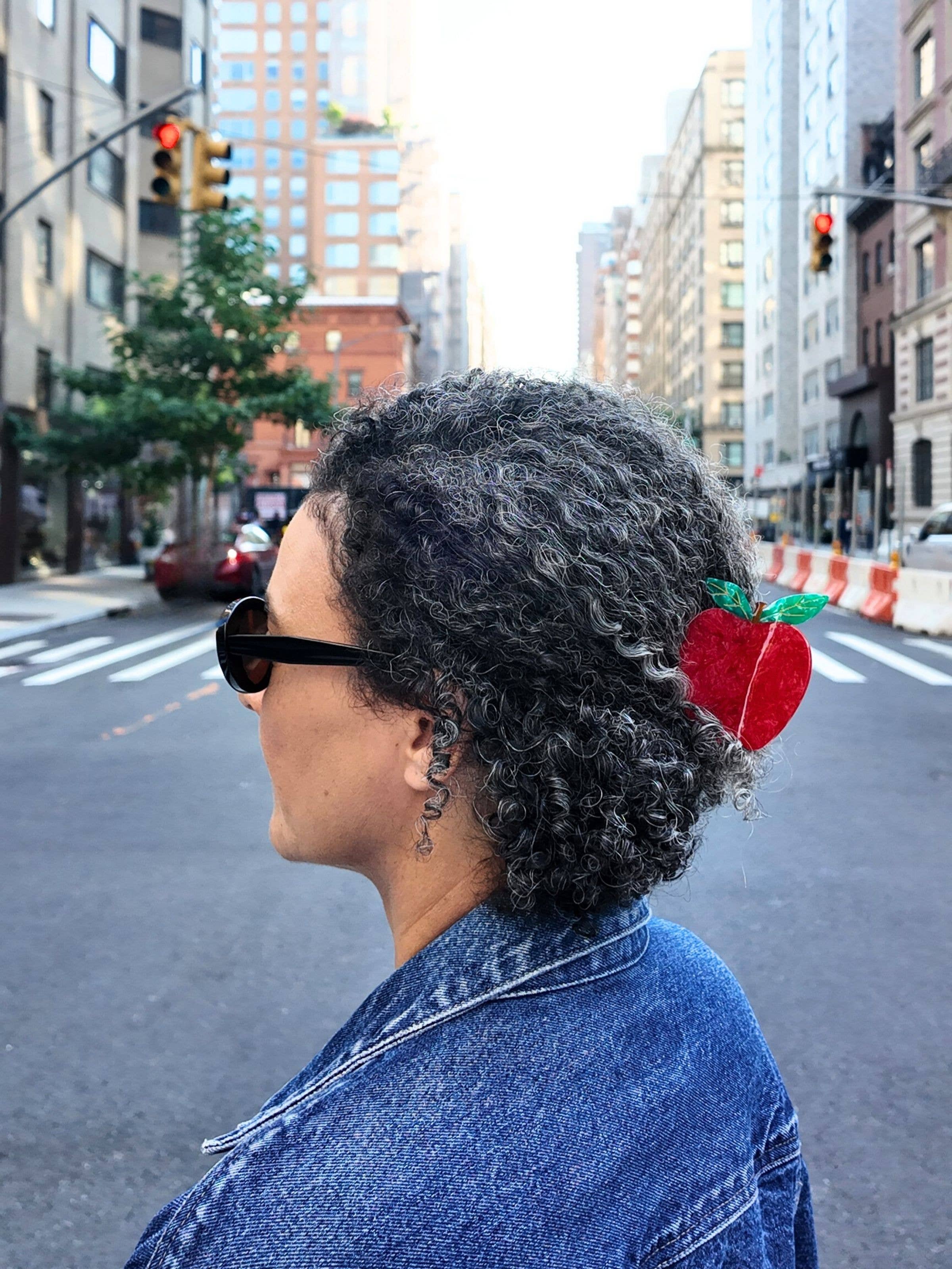 Solar Eclipse - Wholesale Hair Clip - Women's - Hand-painted Big Apple Claw Hair Clip2