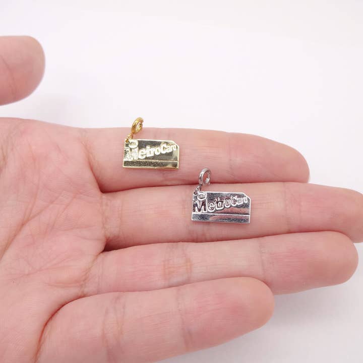 KIKICHIC – wholesale Individual charm/pendant – NYC MetroCard Charm