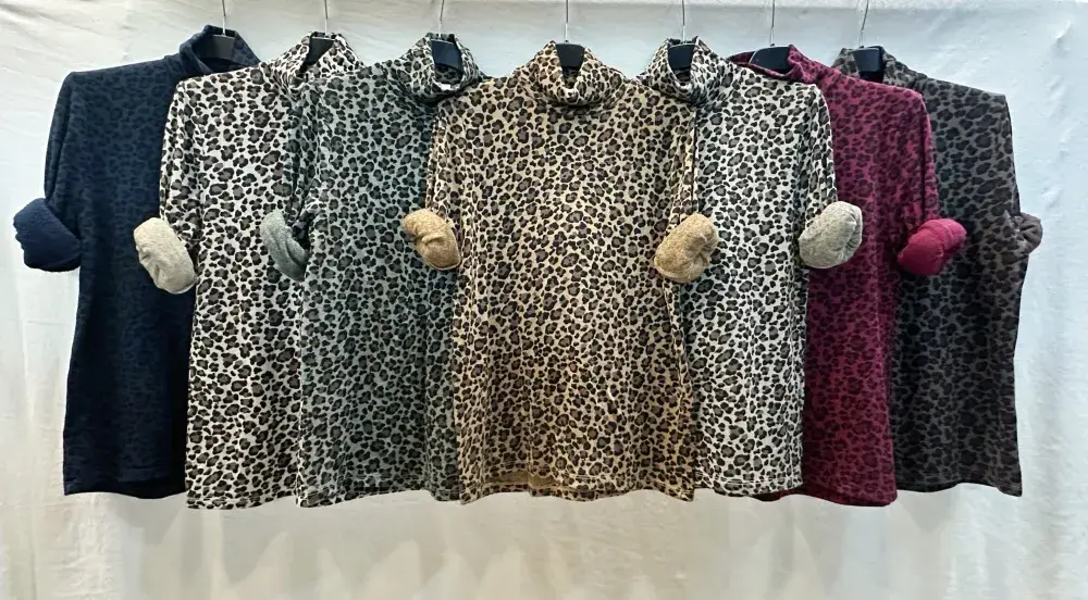 Mimi & Gogo - Wholesale T-Shirt - Women's - Leopard Turtleneck Top @5672_HLeoColChemine10
