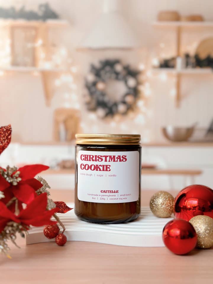 Christmas Cookie Coconut Soy Wax Candle for wholesale by Caitelle