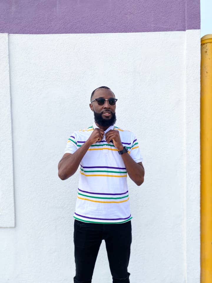 Manches courtes White Infinity pour adultes pour la vente par Mardi Gras Creations