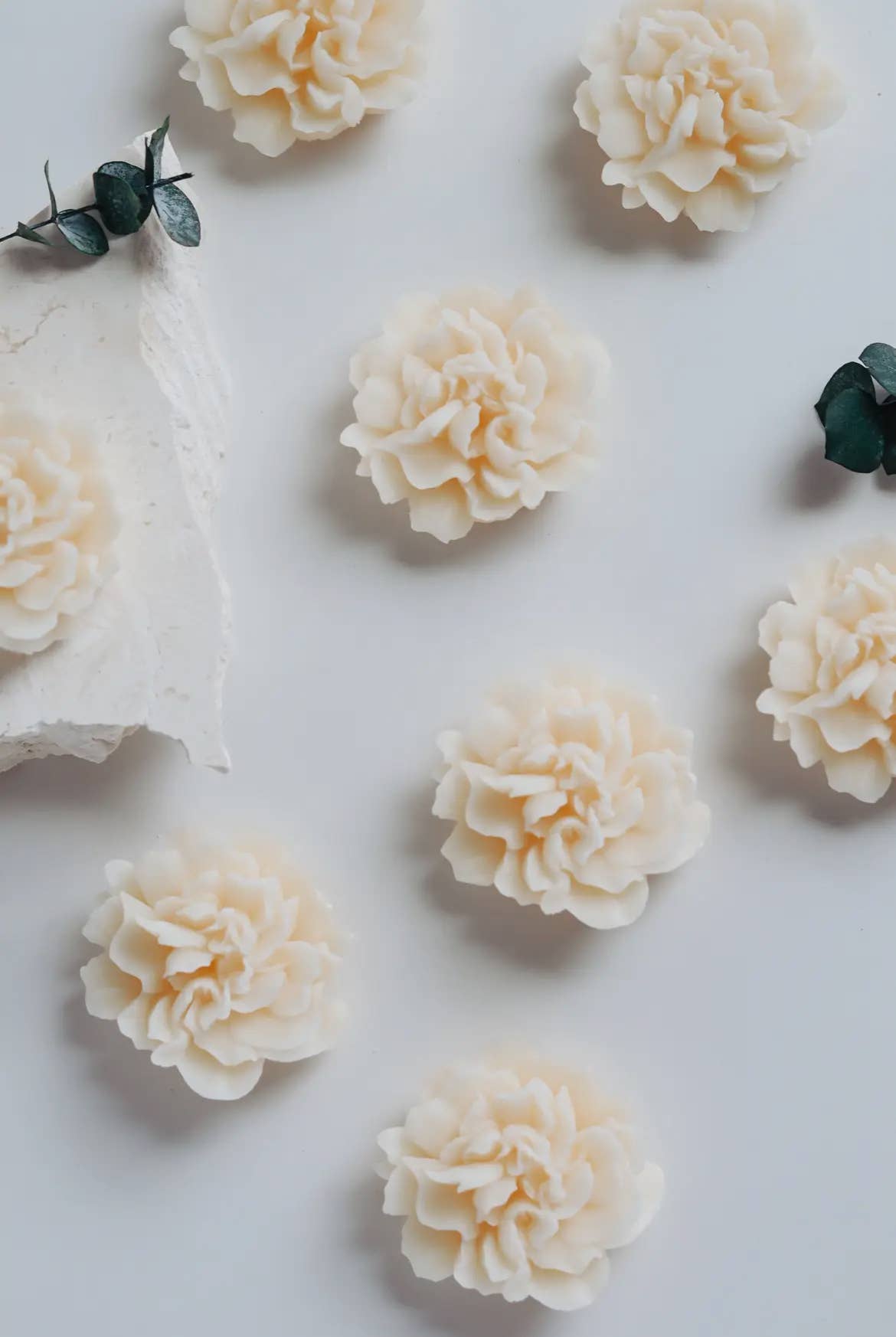 Luceria Candle Co. - Wholesale Jar/Filled Candle - Carnation Candle | Floral Soy Wax Candles | Pink, White0