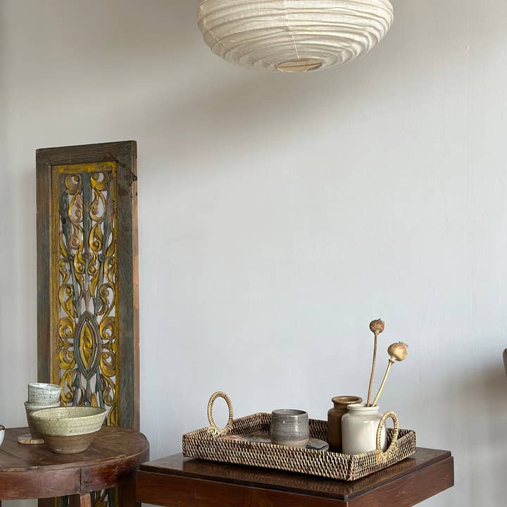 Office Objets - Wholesale Chandelier/Hanging Light - Average Japanese-style oval flattened pendant in rattan and natural linen H30 D4533