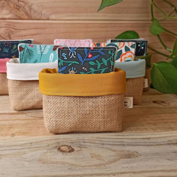 Maya Créa – wholesale Middags- och tygservett – Set med 7 ekologiska våtservetter och korgen