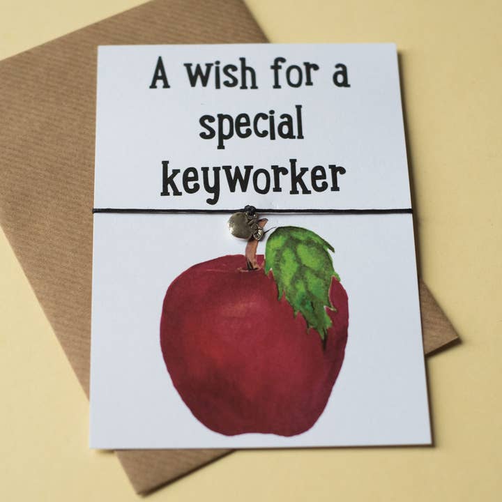 Impresión de tarjetas postales A6 - Keyworker Apple para venta al por mayor de Dios Designs