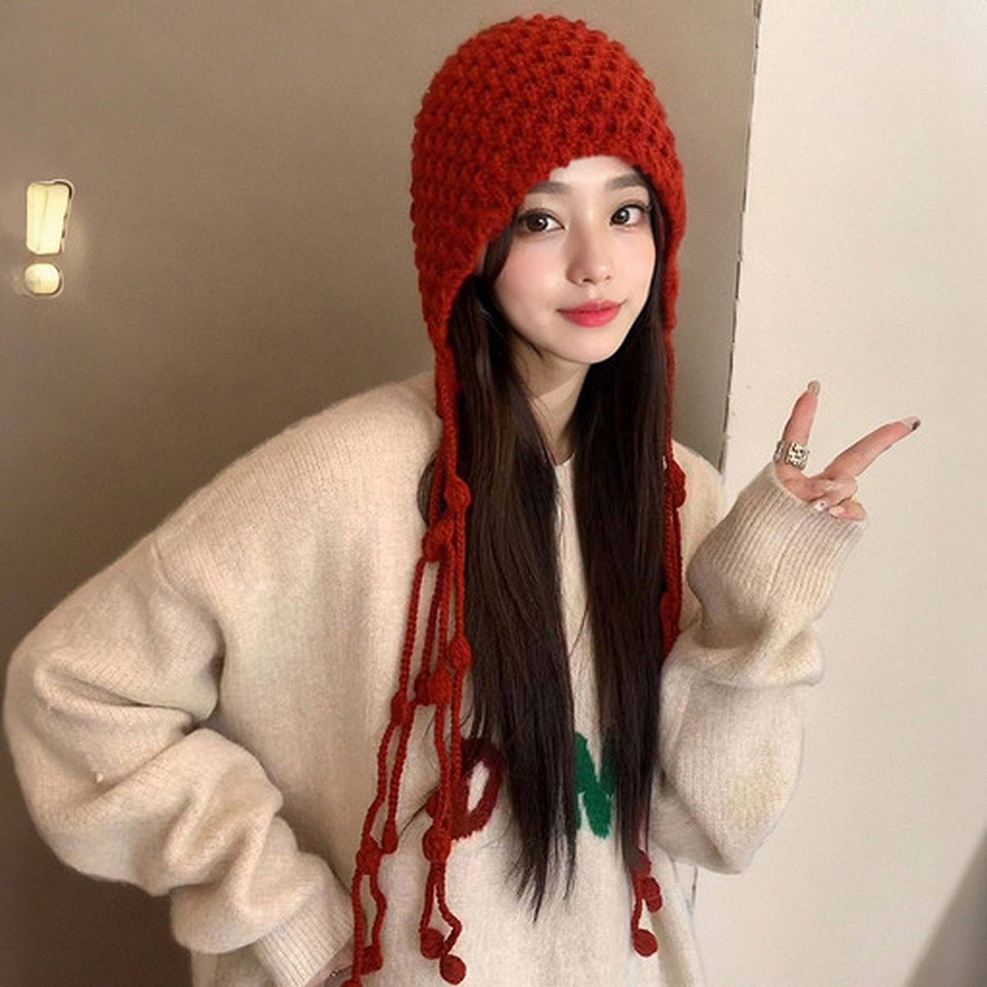 AK Brand - Vendita all'ingrosso Berretto - Donna - Berretto all'uncinetto con dettagli a nappina1