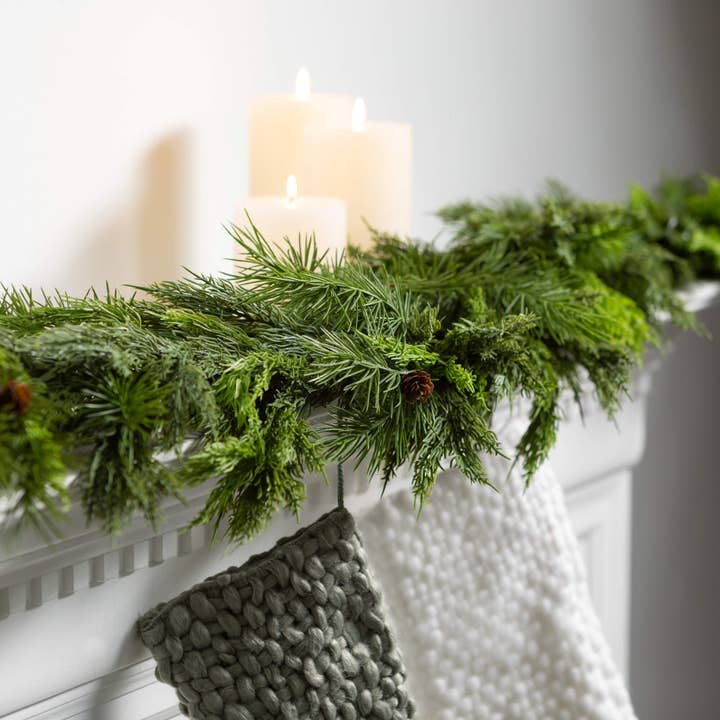Sullivans Home Decor - Wholesale Bunting/Garland - Lush Green Cedar Garland