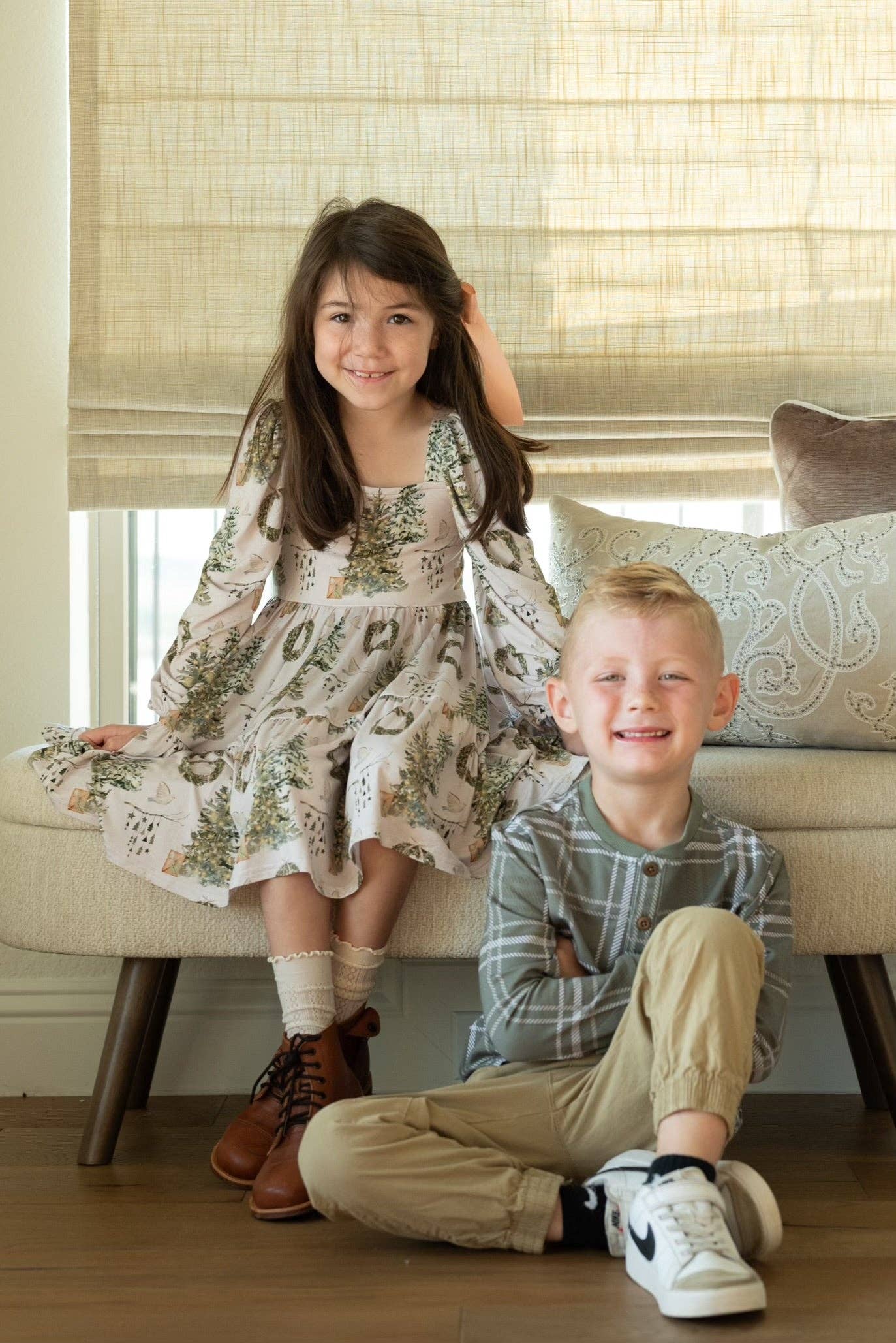 Riley & Rett – Engroshandel Kjole - Børn – Blød snepuffærmet twirl-kjole5